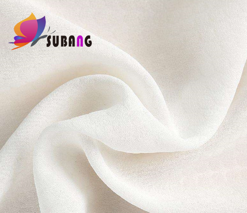 滌綸化纖要想增白，只需添加少量增白劑即可