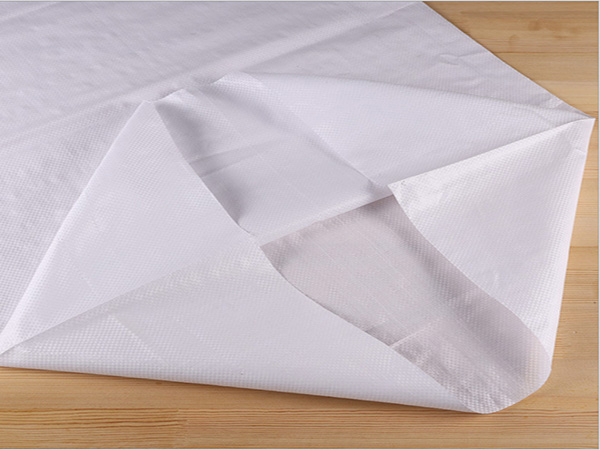 塑編袋要想達到亮白效果，熒光增白劑應(yīng)該怎樣添加？